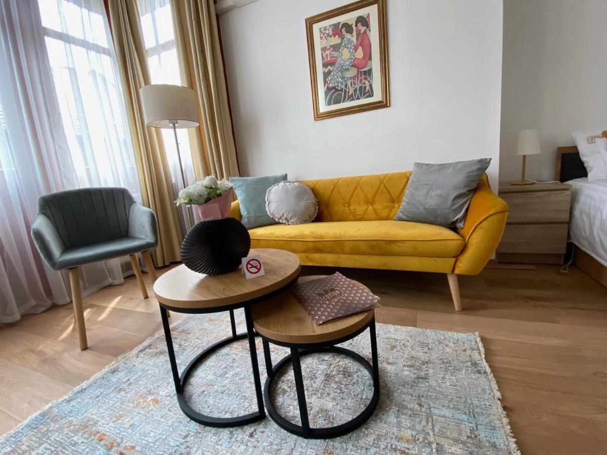 Lovag8 Apartment Budapeste Exterior foto