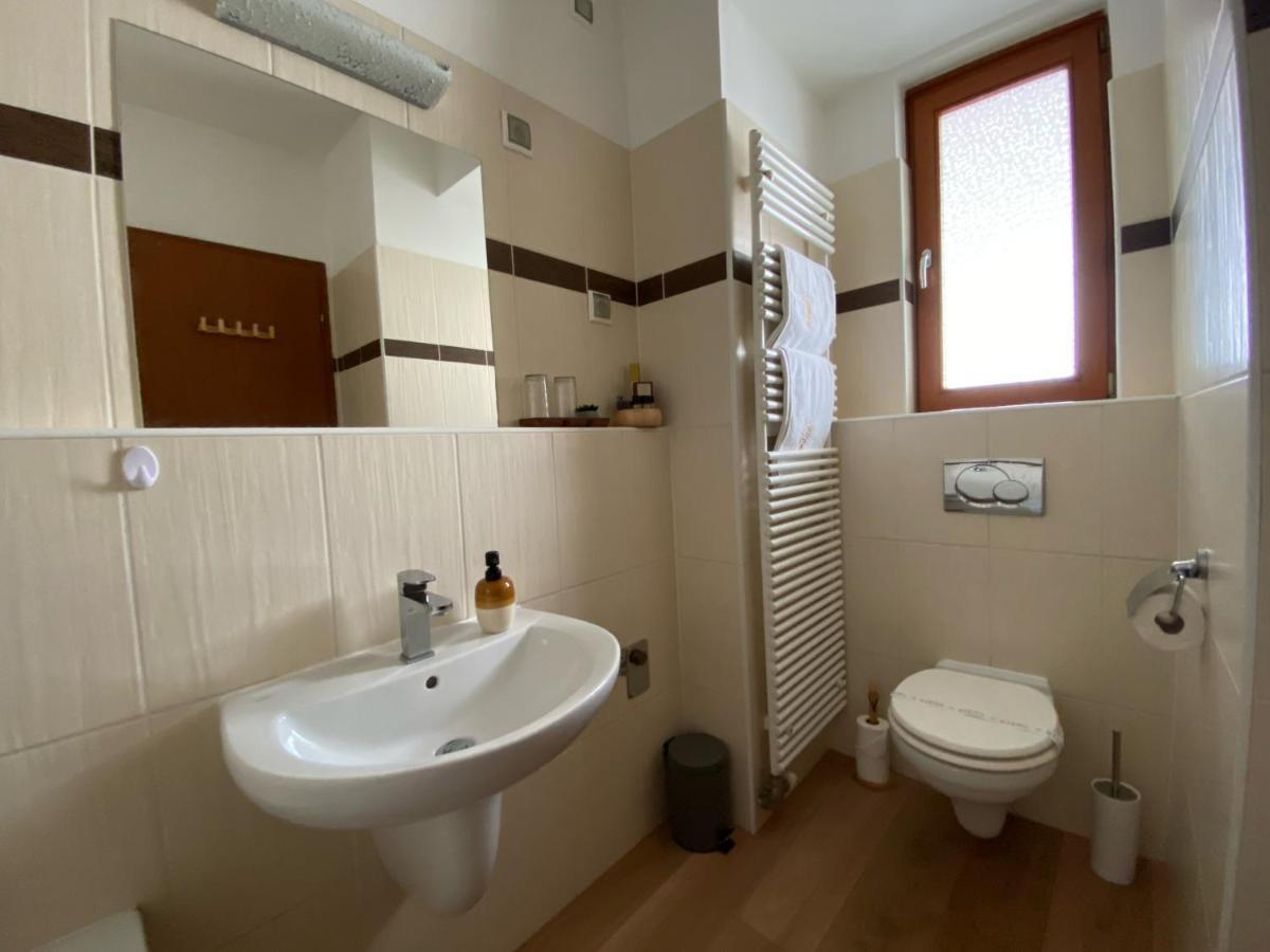 Lovag8 Apartment Budapeste Exterior foto
